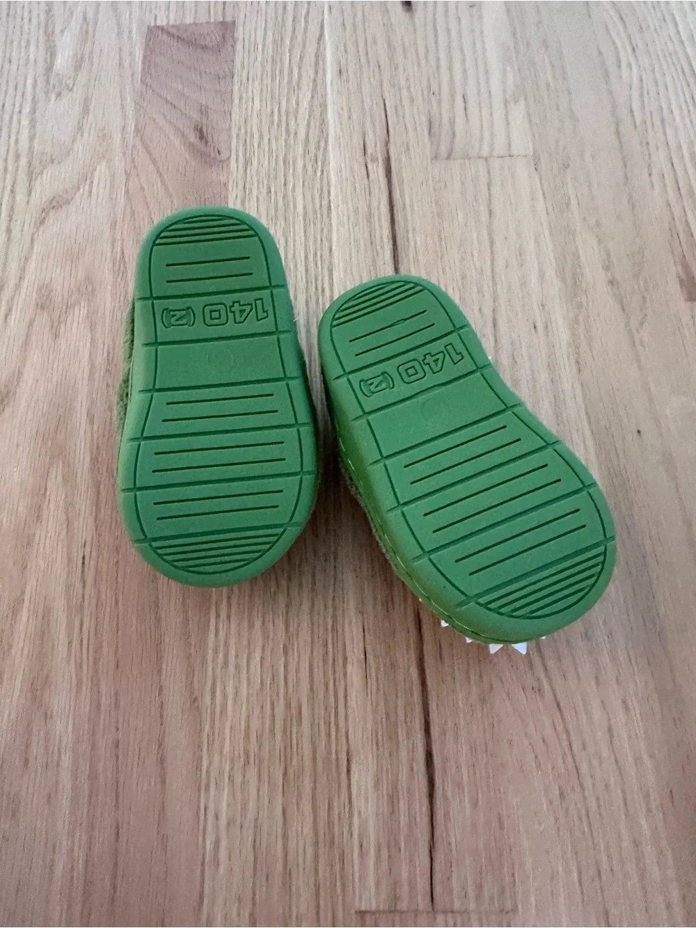 Toddler Green alligator 🐊  Crocodile Plush Slippers